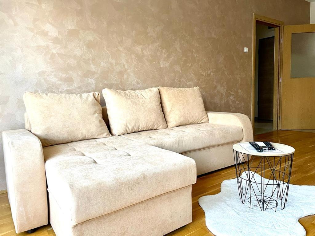 Nakii Apartmani Podgorica Eksteriør billede