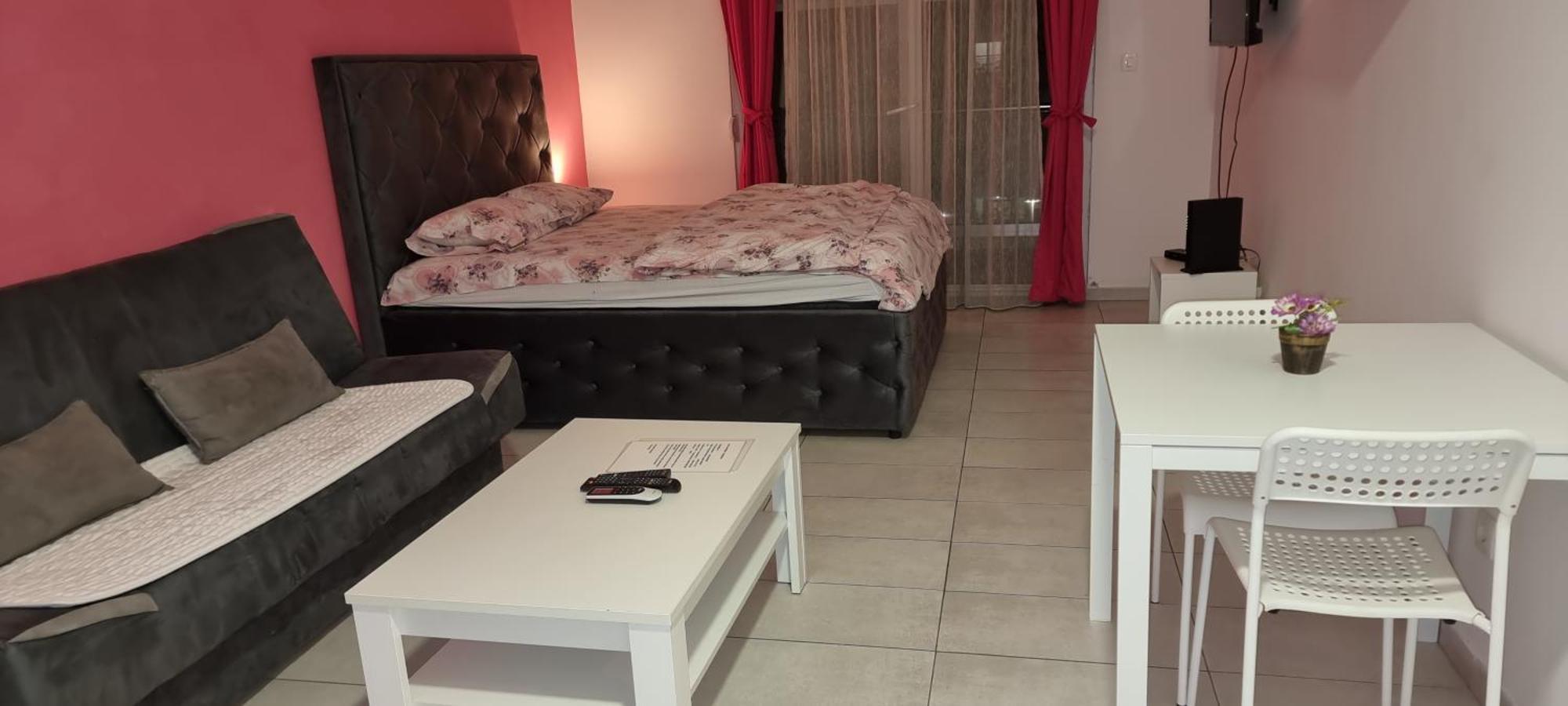 Nakii Apartmani Podgorica Værelse billede