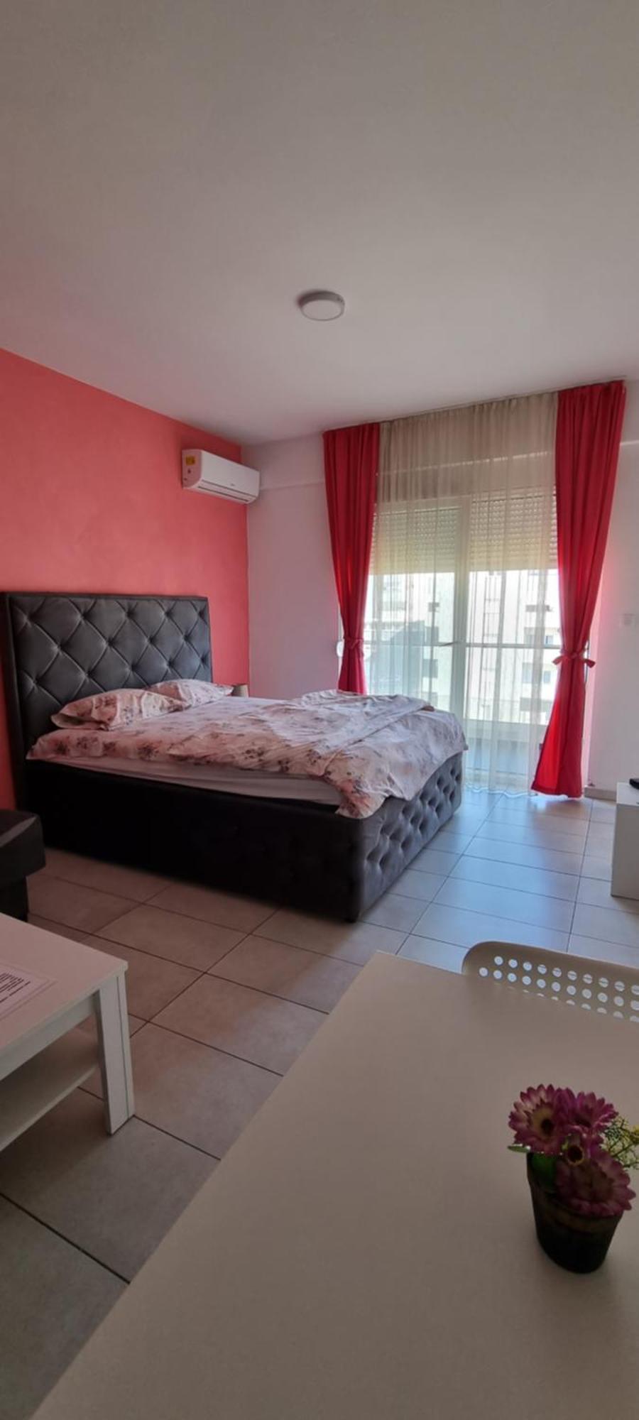 Nakii Apartmani Podgorica Værelse billede